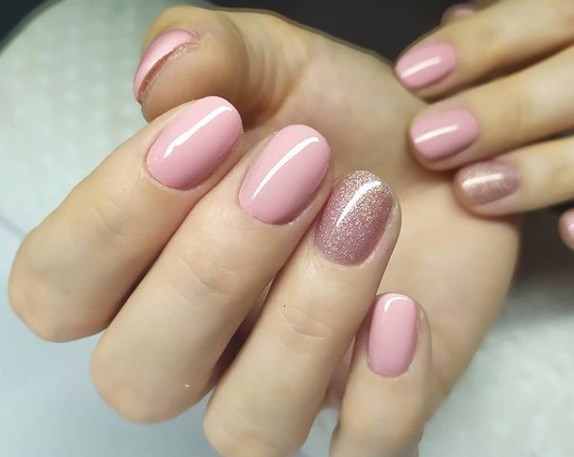 Нюдовый маникюр 2019-2020