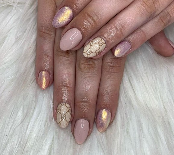 Нюдовый маникюр 2019-2020