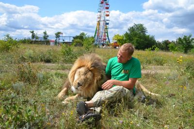 Крымский бизнесмен не намерен извиняться перед россиянами/ Фото: Facebook/Олег Зубков Крымский бизнесмен не намерен извиняться перед россиянами/ Фото: Facebook/Олег Зубков