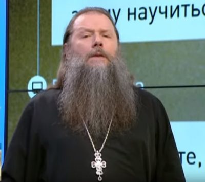 Священник РПЦ повеселил сеть бреднями о разговоре с Чарльзом Дарвином Священник РПЦ повеселил сеть бреднями о разговоре с Чарльзом Дарвином
