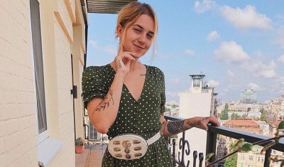 Дочь Потапа в бикини похвалилась подтянутой фигурой