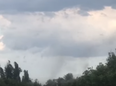 Новости Мелитополя - Под Мелитополем засняли "смерч из насекомых"