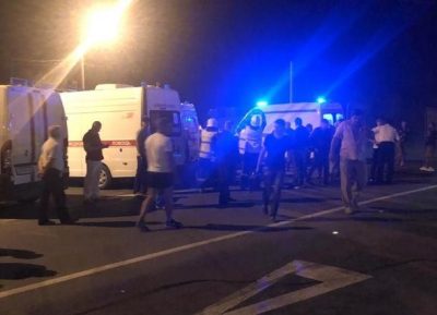 Падение автобуса остановила бетонная стена высотой примерно в шесть метров  / Блокнот