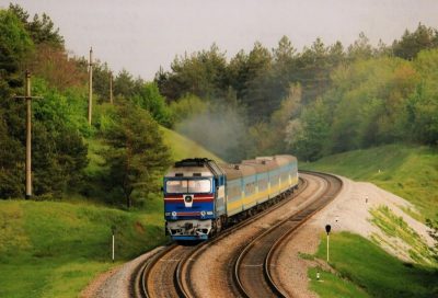 поїзд, Укрзалізниця