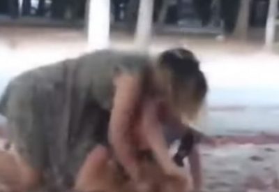 Женские бои без правил: в Днепре девушки устроили жестокие разборки