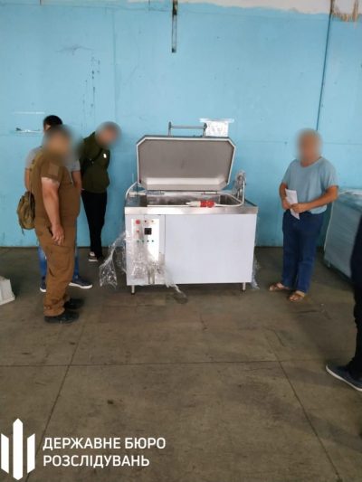 Следователи проводят обыски и изымают документацию/ Фото ГБР