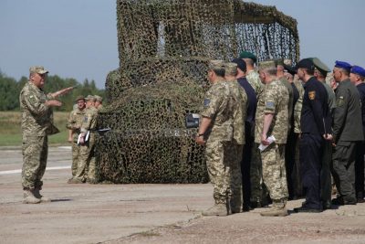 Холодный взгляд Бадоева и солнцепек: репетицию зе-марша показали на фото