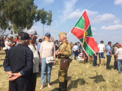 "Еб*нутые": в России инсценировали сожжение украинской деревни