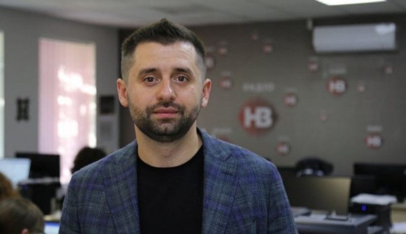 Шестеро детей: глава Слуги народа вновь стал отцом