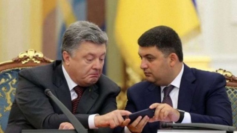 Дрожащие щечки Порошенко, или Как уходящие "реформаторы" беспардонно лгут обо всем