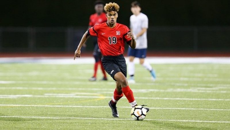 Днепр-1 подписал швейцарского хавбека