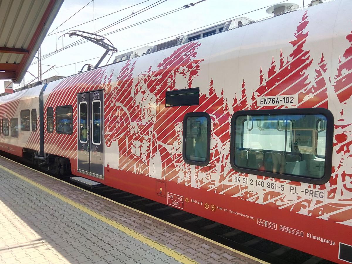 В Польше "присвоили" себе Львов, Луцк и Ровно