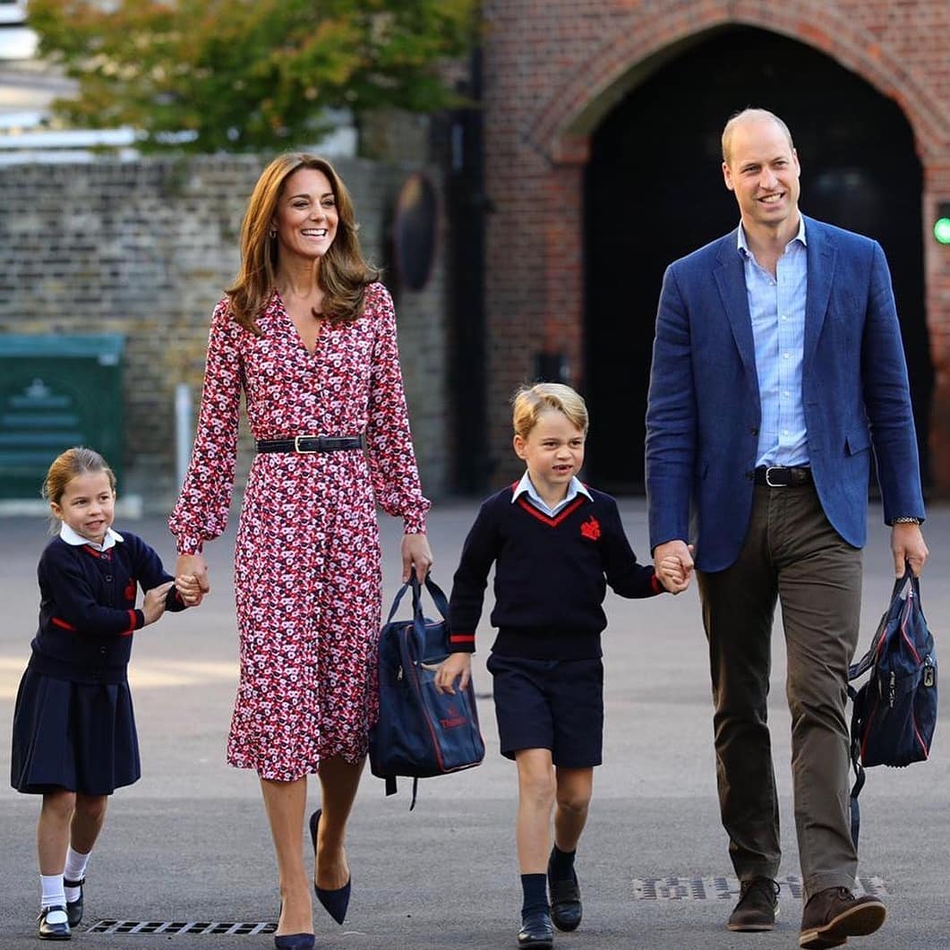 Кейт Миддлтон отвела принцессу Шарлотту в школу