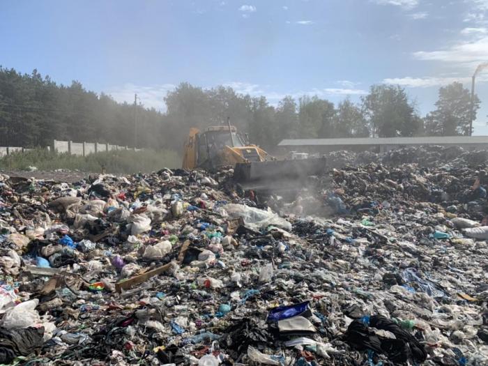 Под Киевом загорелась свалка / kv.dsns.gov.ua