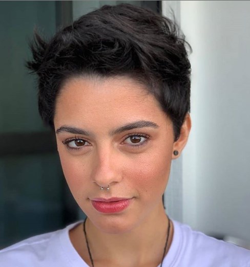 Гарсон - чудная стрижка "под мальчика" 