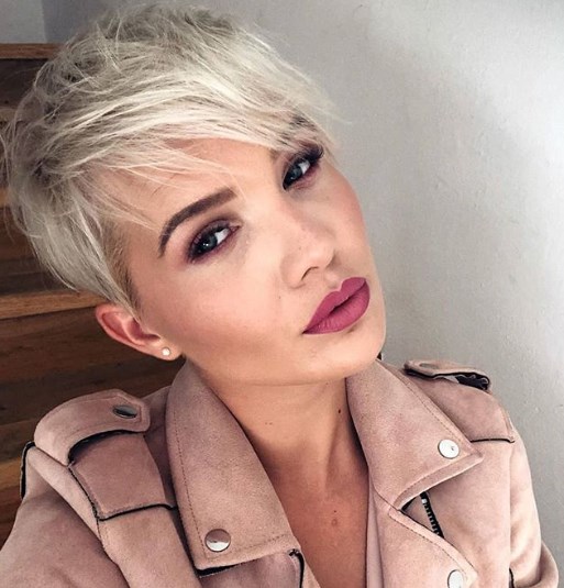 Гарсон - чудная стрижка "под мальчика" 