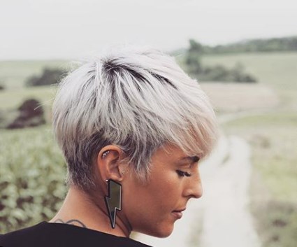 Гарсон - чудная стрижка "под мальчика" 