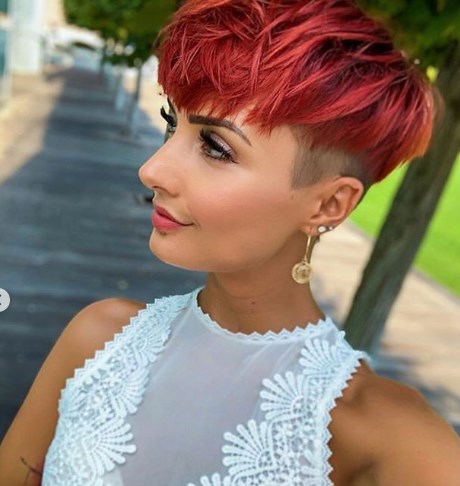 Гарсон - чудная стрижка "под мальчика" 