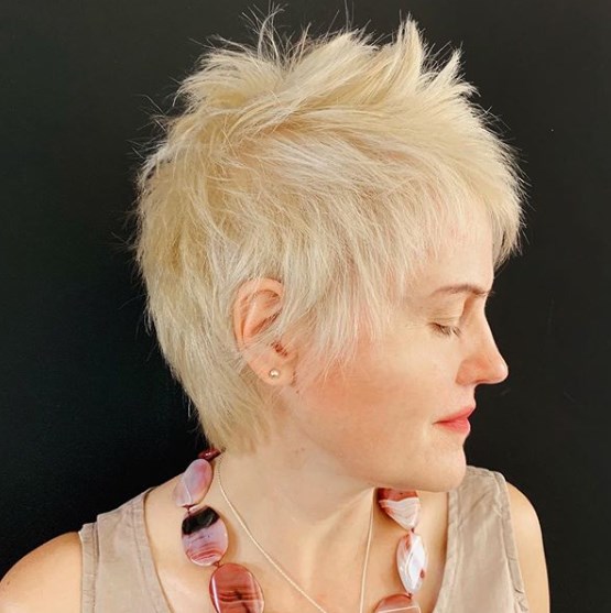 Гарсон - чудная стрижка "под мальчика" 