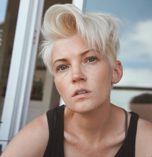 Гарсон - чудная стрижка "под мальчика" 