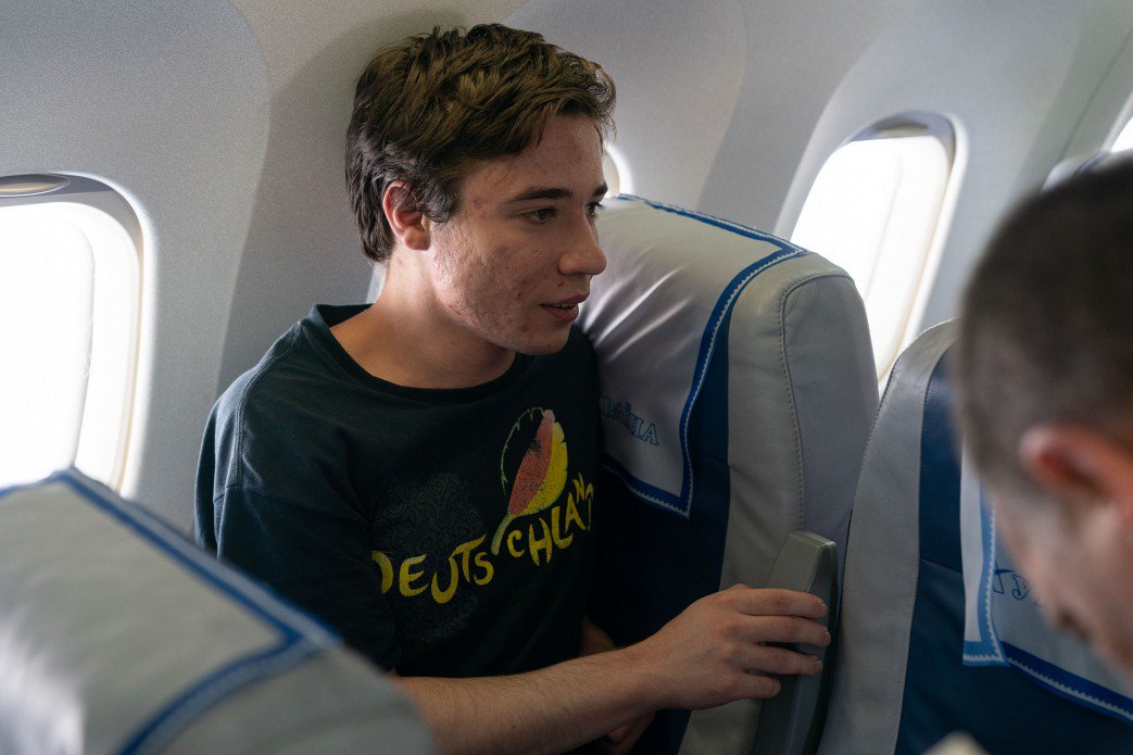 Пленные в самолете Пленные в самолете