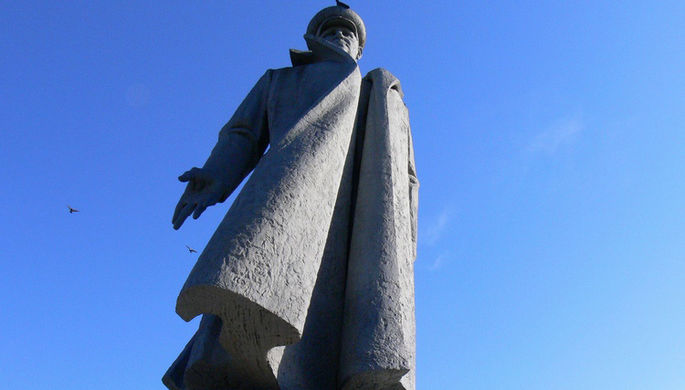 Россия и Чехия поспорили из-за переноса памятника советскому маршалу Коневу