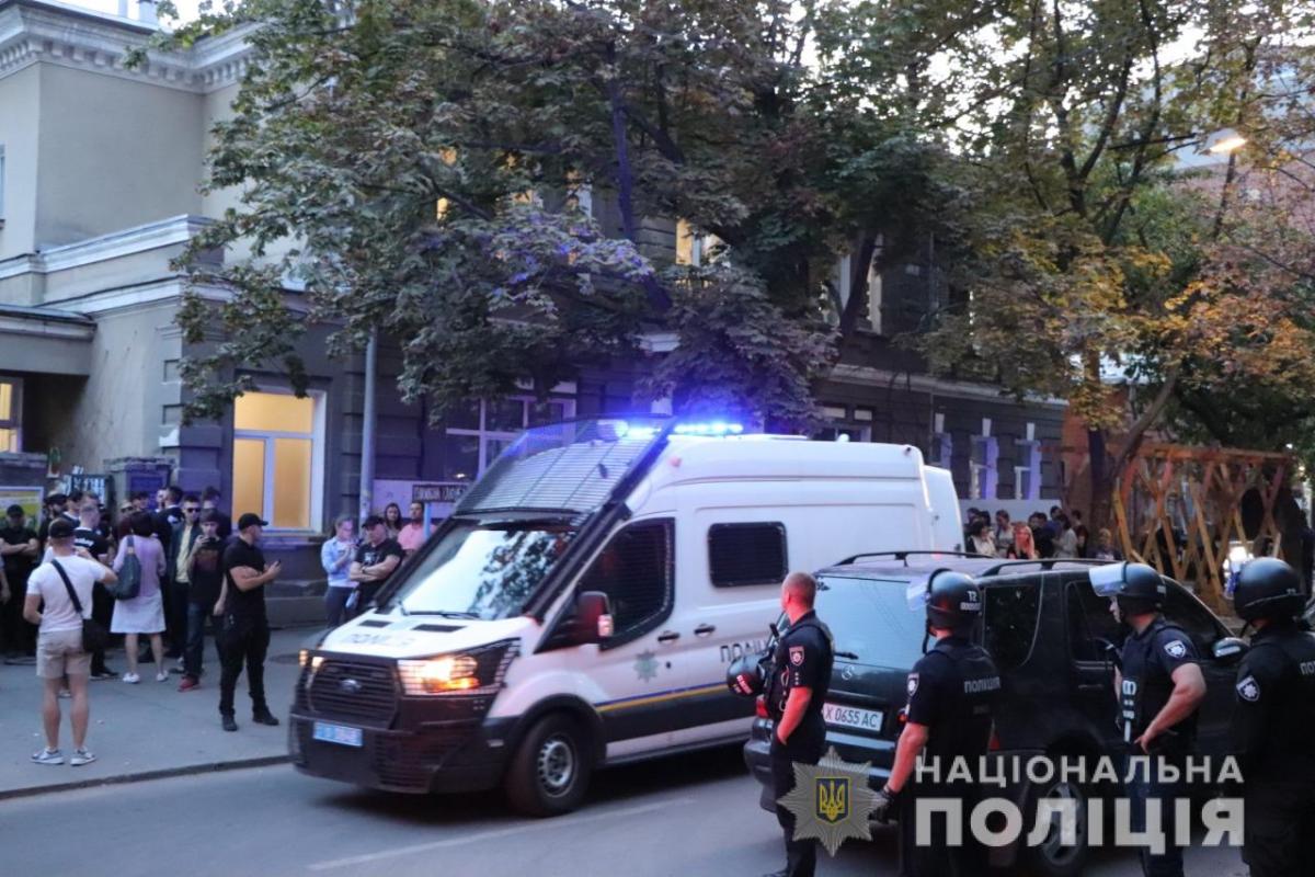 В Харькове облили зеленкой Александра Дония