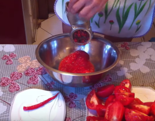 Лечо из перца недолго готовится Лечо из перца недолго готовится