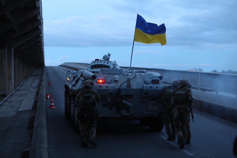 Штурм моста Метро