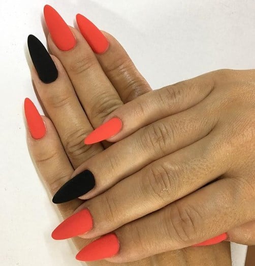 Черно-красный маникюр осень 2019