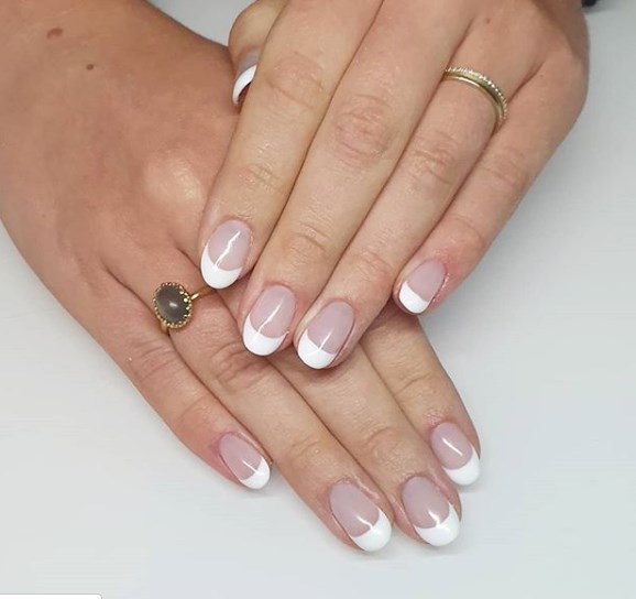 Модный французский маникюр 2019-2020