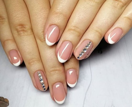 Модный французский маникюр 2019-2020
