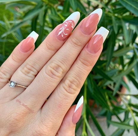 Модный французский маникюр 2019-2020