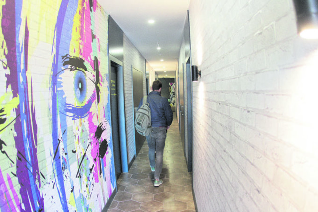 Хостел в вагонах метро в Киеве