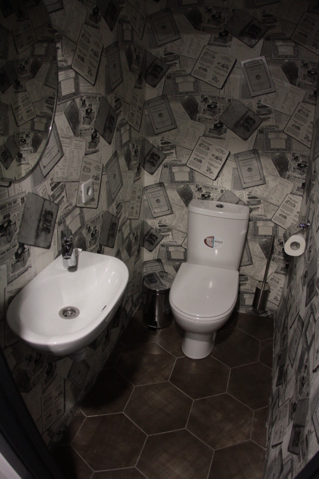 Хостел в вагонах метро в Киеве