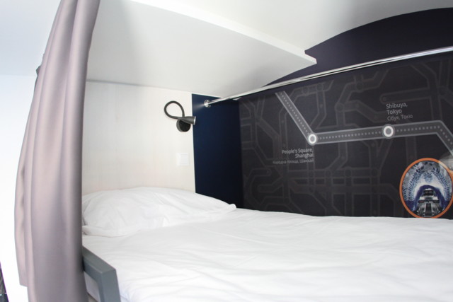 Хостел в вагонах метро в Киеве