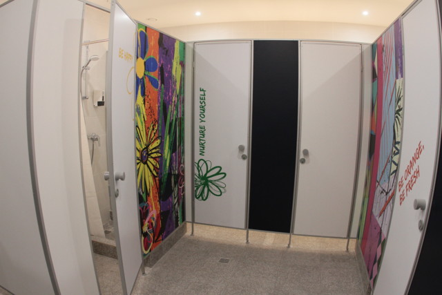 Хостел в вагонах метро в Киеве