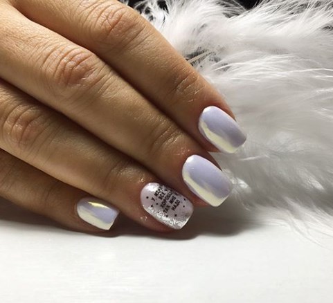 Жемчужный маникюр осень 2019