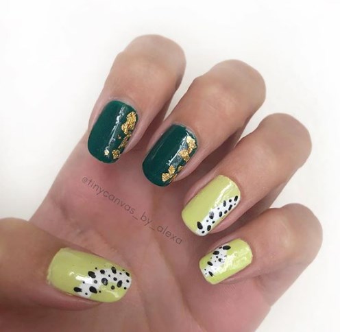 Абстрактный маникюр 2019