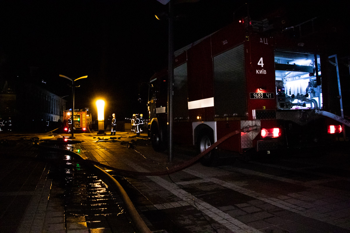 Пожар на Почтовой площади ликвидирован в 06:20