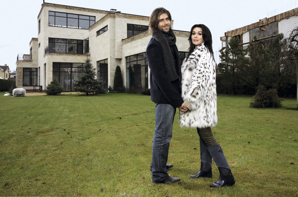 Анастасия Заворотнюк показала свой особняк в элитном подмосковном поселке