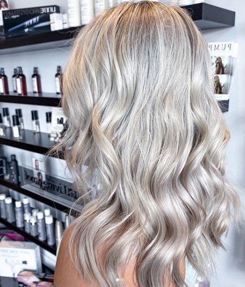 Модные стрижки на длинные волосы 2019-2020