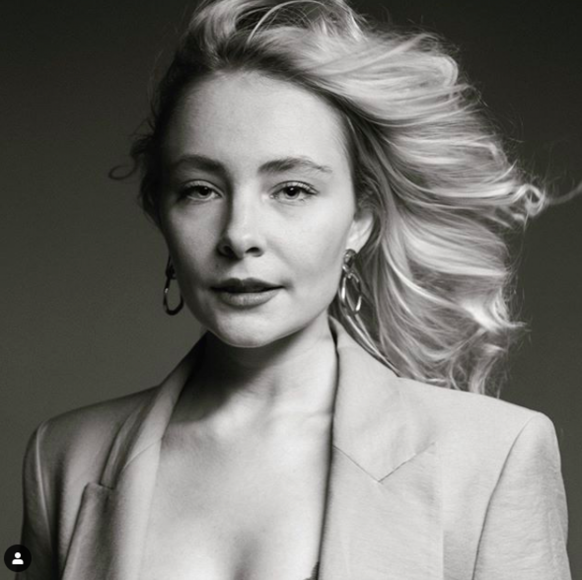 Как идеально выглядеть на черно-белом фото: визажисты дали советы