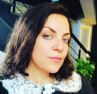 Осеннюю меланхолию стоит любить, посоветовала Наталья Холоденко Осеннюю меланхолию стоит любить, посоветовала Наталья Холоденко