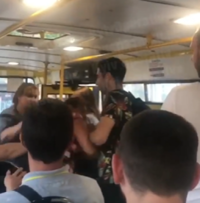 В Киеве в маршрутке жестко подрались женщины - Новости Киева