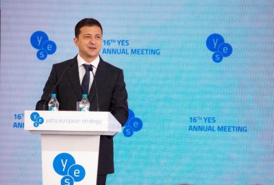 Владимир Зеленский на конференции YES Владимир Зеленский на конференции YES