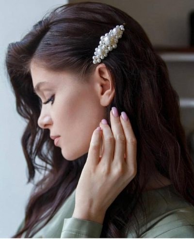 Модные заколки осени 2019: лучшие идеи для причесок, свежие фото