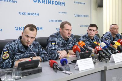 Моряки