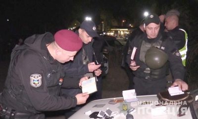 В Киеве атаковали спецназовцев, опубликованы фото с места ЧП