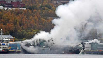 В порту Норвегии затонул российский траулер / www.nrk.no